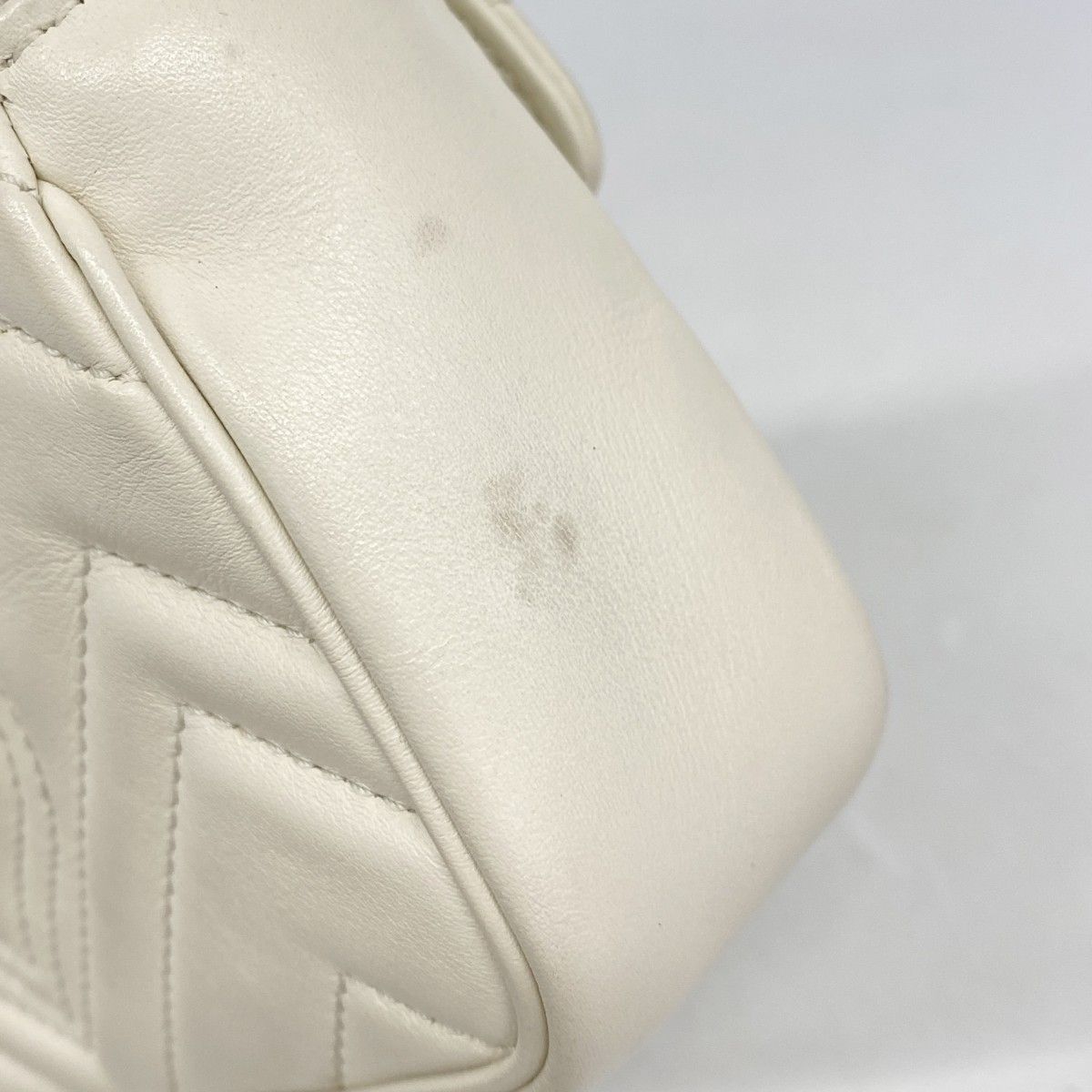 Gucci Shoulder Bag GG Marmont Leather White Gold — view 8