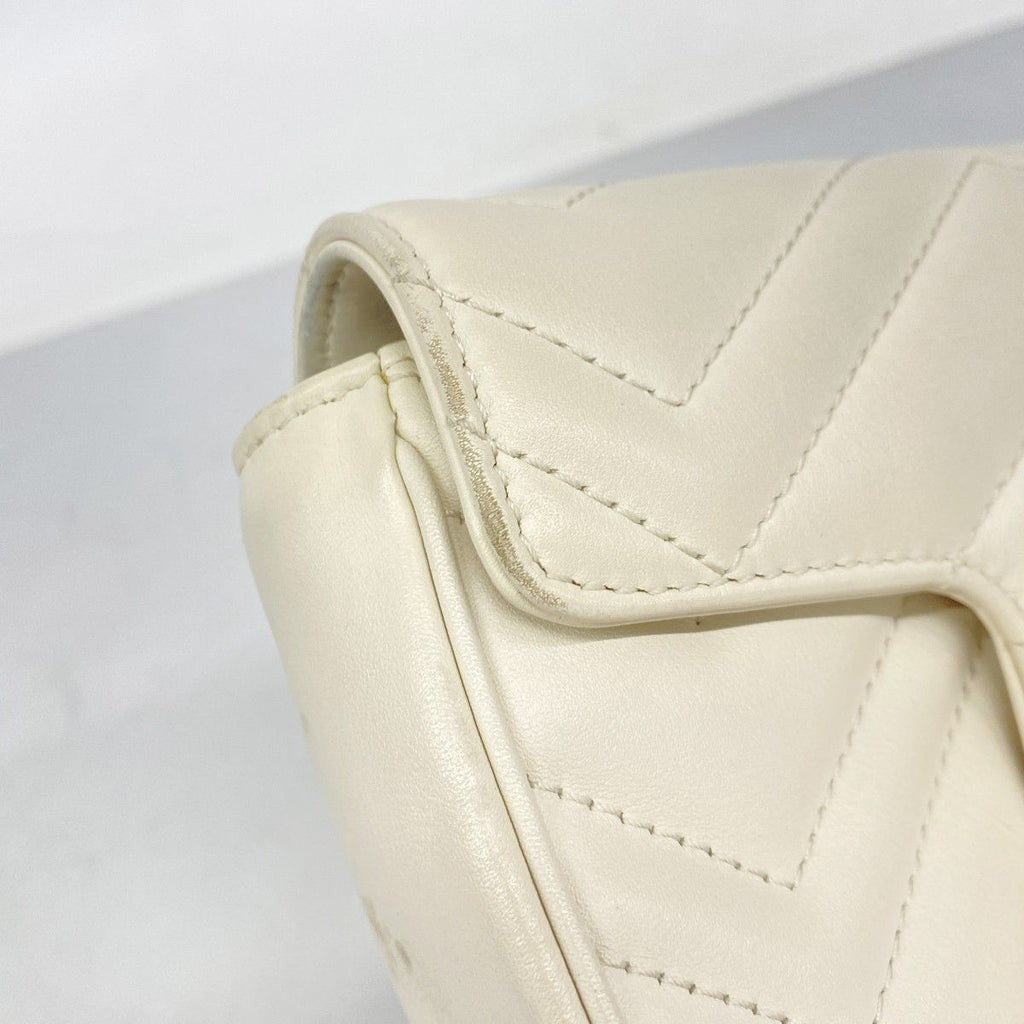 Gucci Shoulder Bag GG Marmont Leather White Gold — view 6
