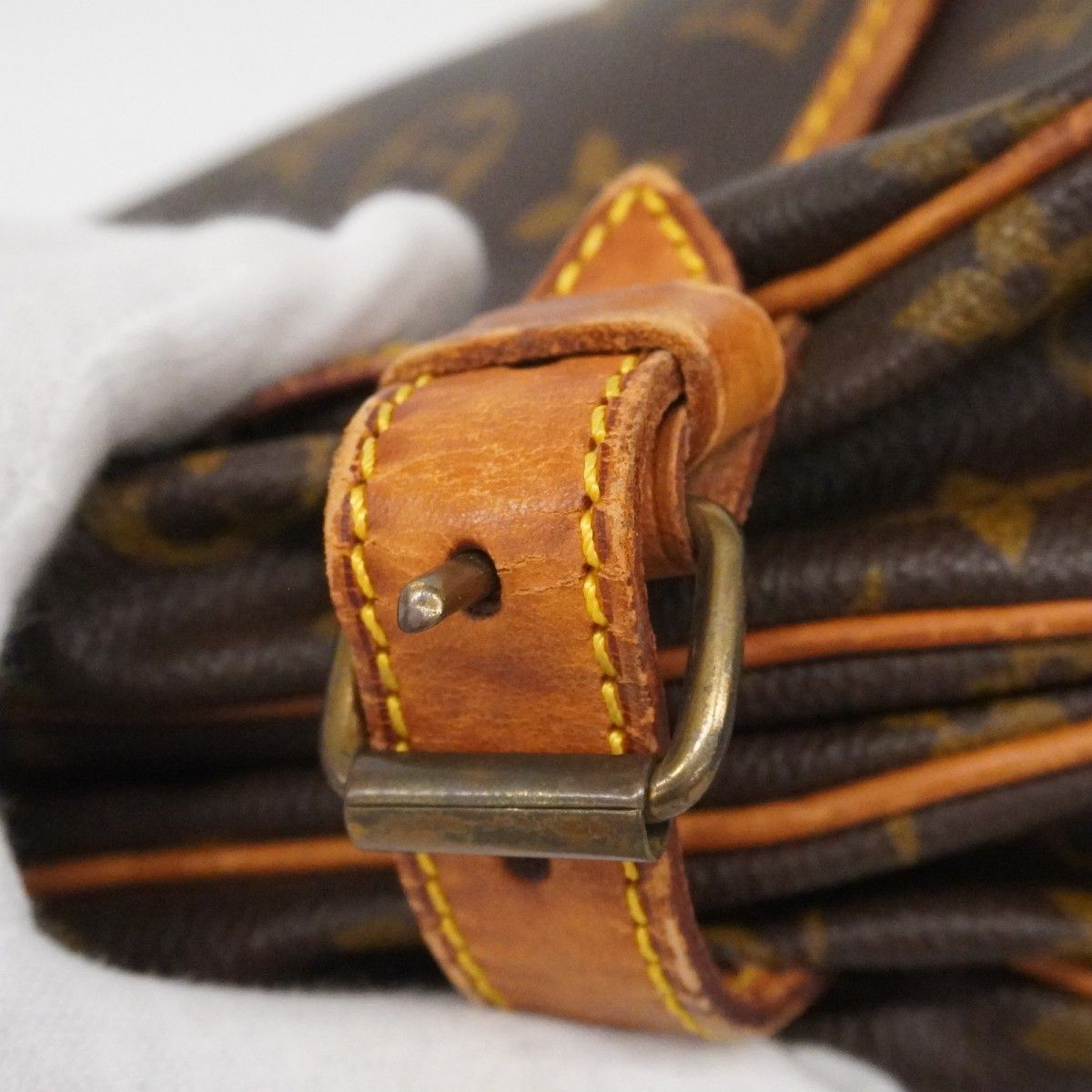 Louis Vuitton Shoulder Bag Monogram Saumur 30 Brown — view 9