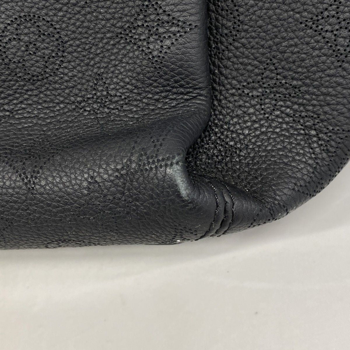 Louis Vuitton Handbag Mahina Babylon PM Noir — view 9