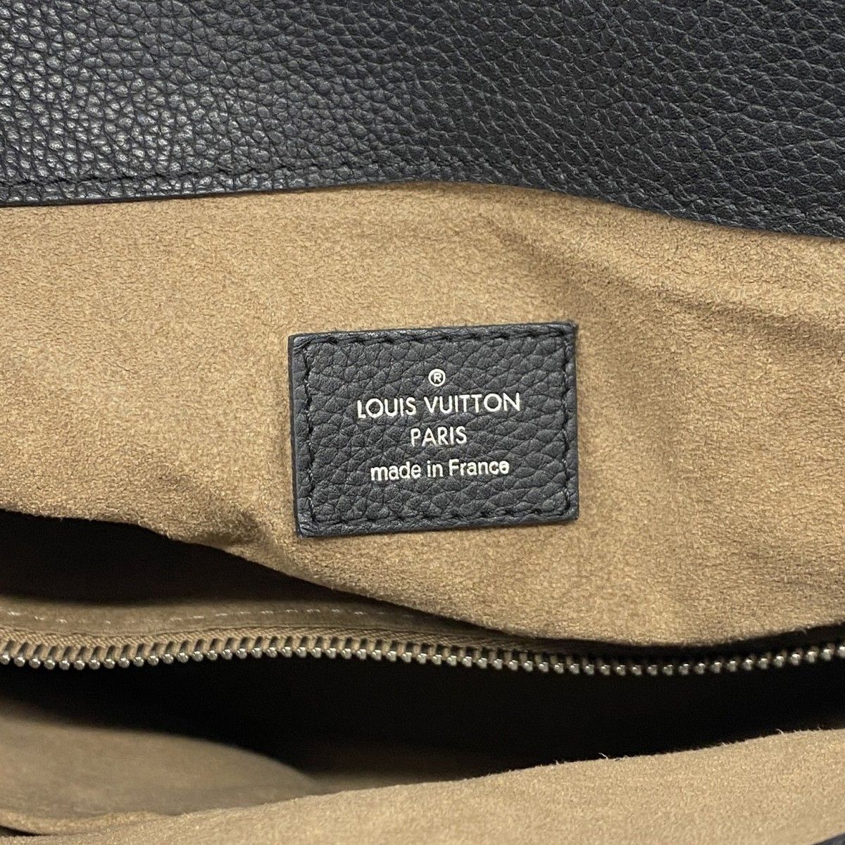 Louis Vuitton Handbag Mahina Babylon PM Noir — view 5