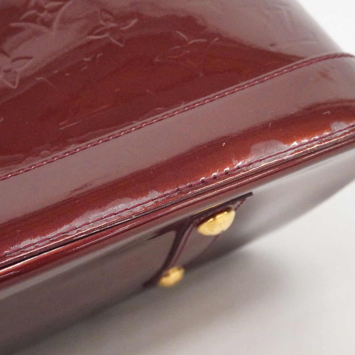 Louis Vuitton Handbag Vernis Alma GM Rouge Fauvist — view 9