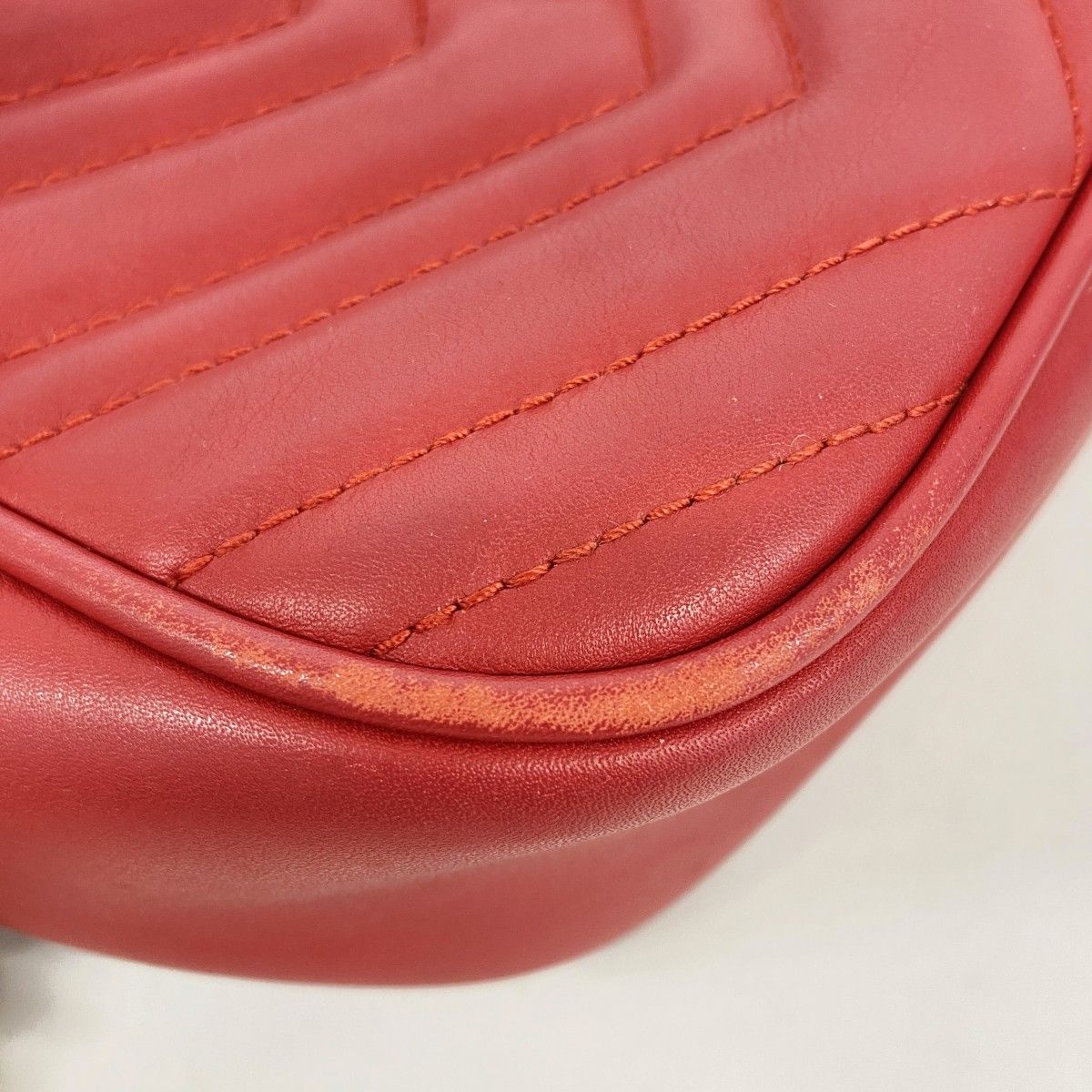 Gucci Shoulder Bag GG Marmont Leather Red Gold — view 6