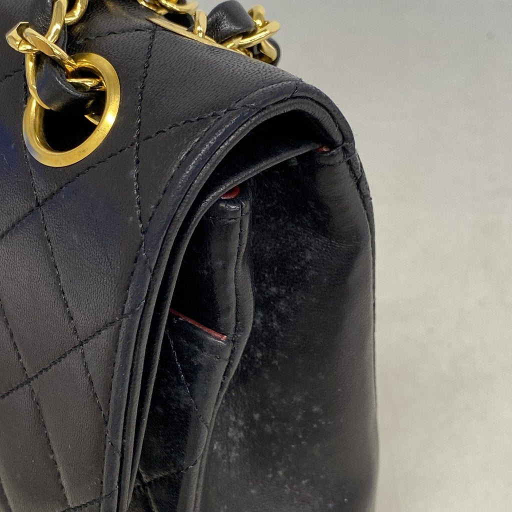 Chanel Shoulder Bag Quilted Lambskin Black Gold — view 8