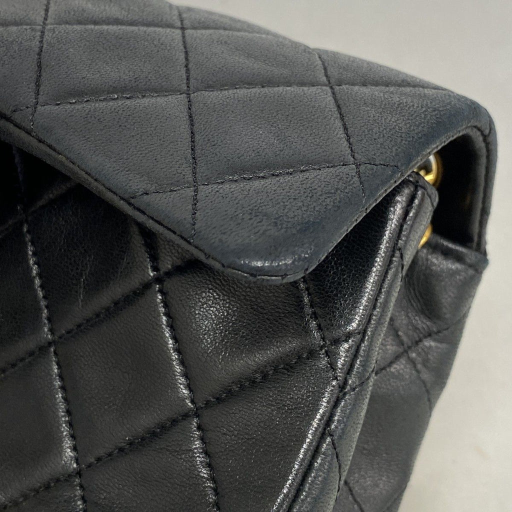 Chanel Shoulder Bag Quilted Lambskin Black Gold — view 8