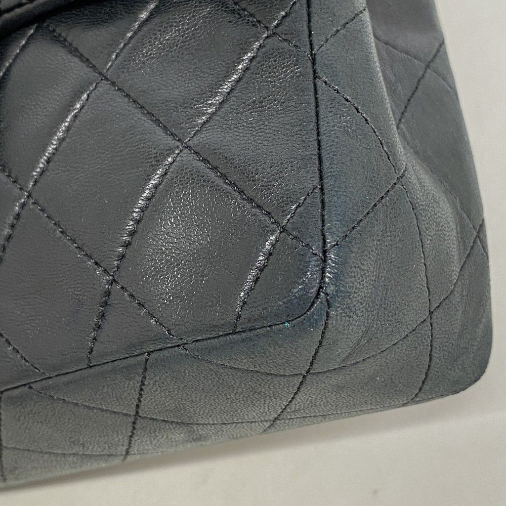 Chanel Shoulder Bag Quilted Lambskin Black Gold — view 6