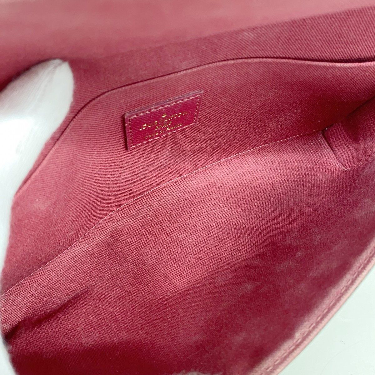 Louis Vuitton Shoulder Wallet Monogram Pochette Felicity Fuchsia — view 4