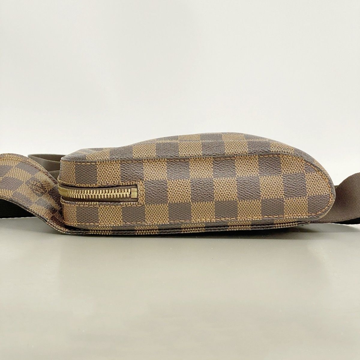 Louis Vuitton Belt Bag Damier Geronimos Ebene — view 3