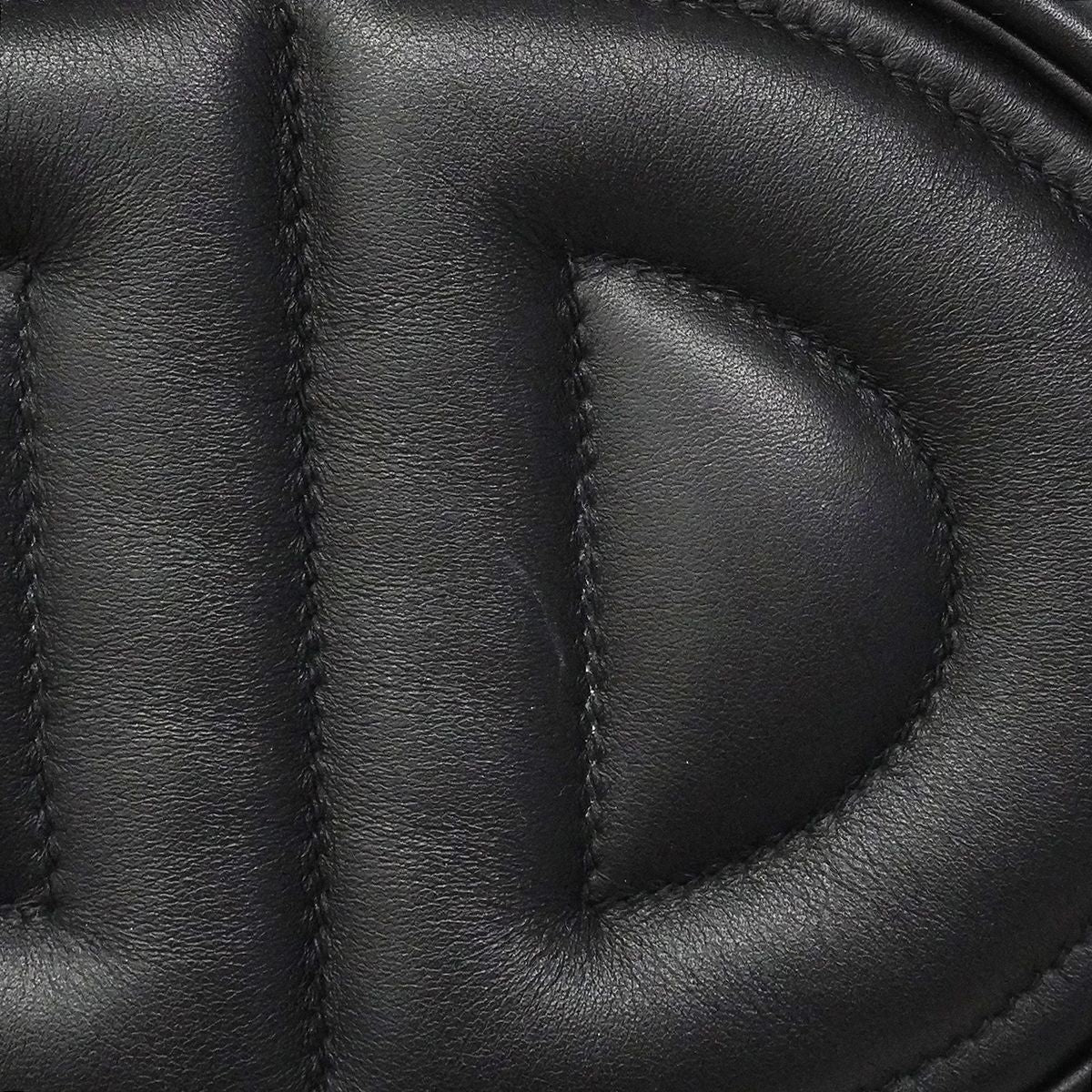 Hermes Shoulder Bag in the Loop Swift Black Silver — view 7