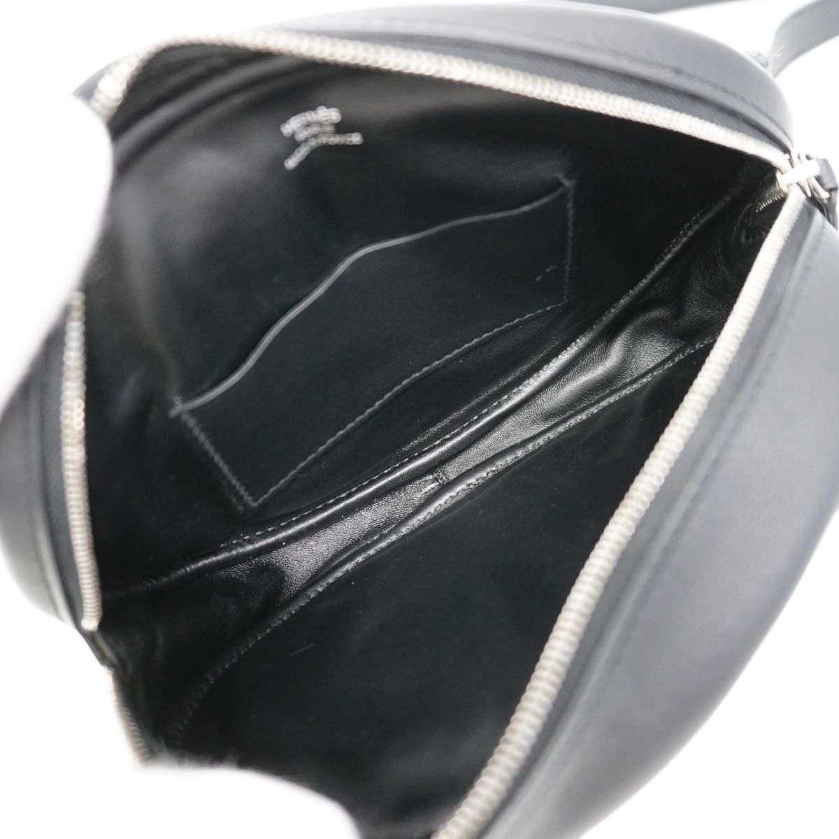 Hermes Shoulder Bag in the Loop Swift Black Silver — view 4