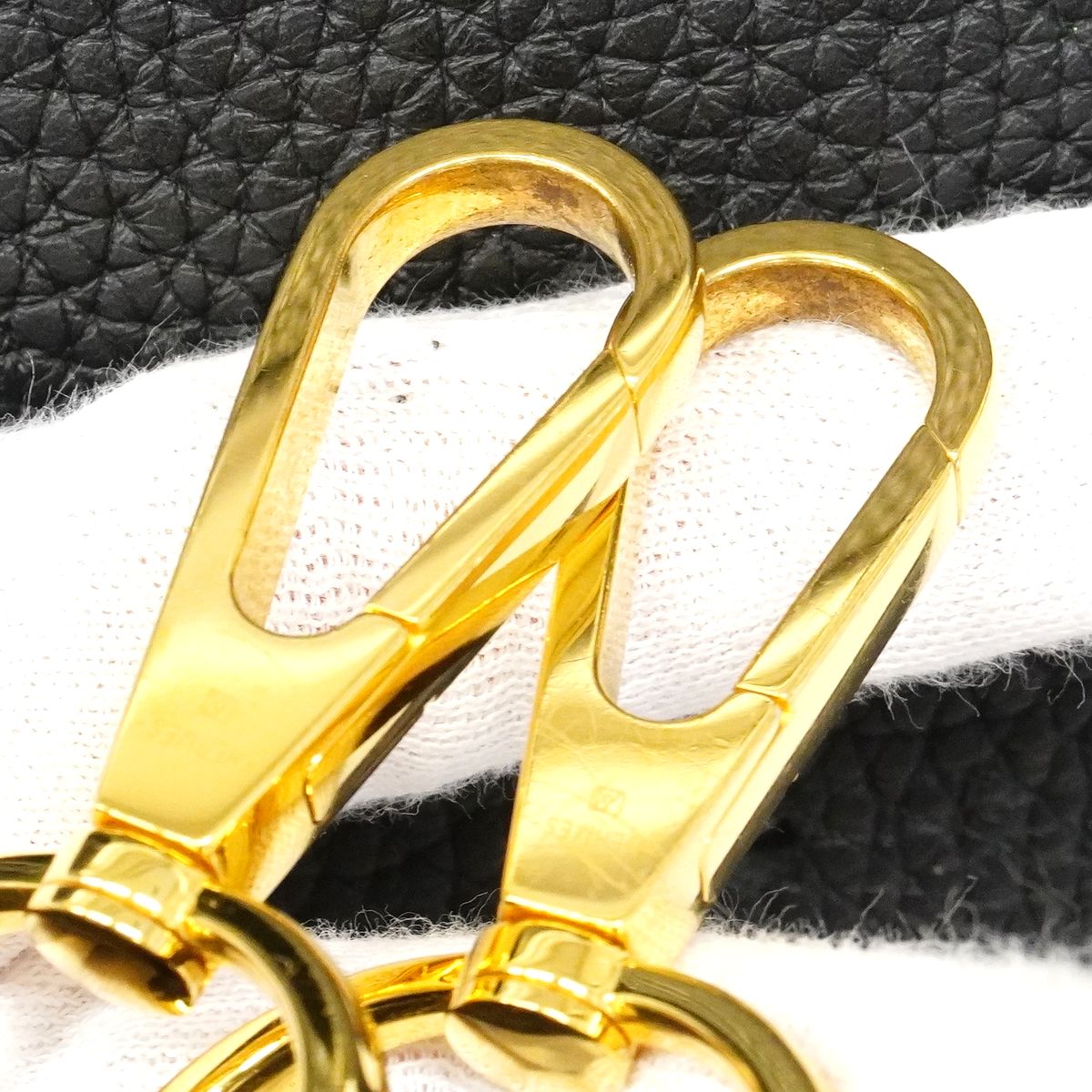 Hermes Shoulder Bag Evelyne Taurillon Clemence Black Gold — view 8