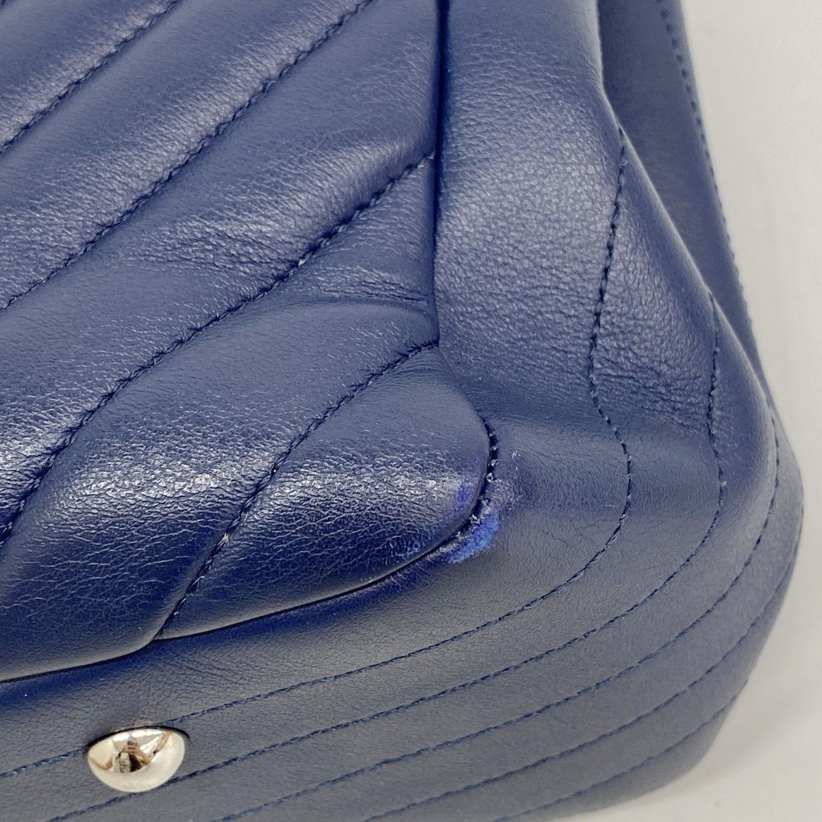Chanel Chain Tote Stitch Lambskin Navy Silver — view 6