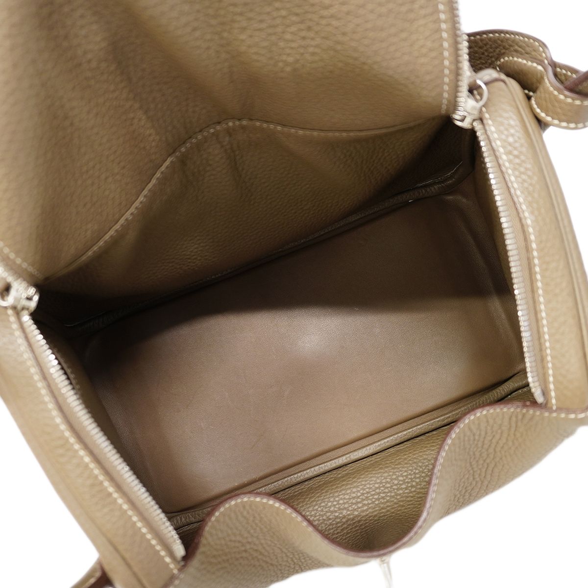 Hermes Handbag Lindy 30 Taurillon Clemence Etoupe Silver 2-Way — view 4