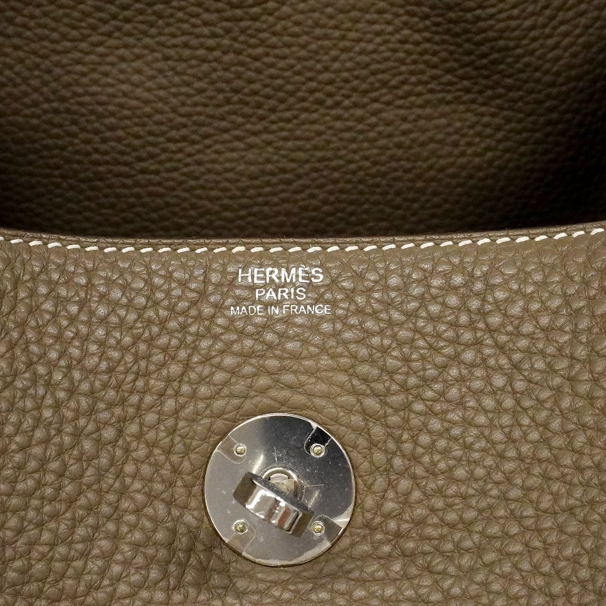 Hermes Handbag Lindy 30 Taurillon Clemence Etoupe Silver 2-Way — view 5