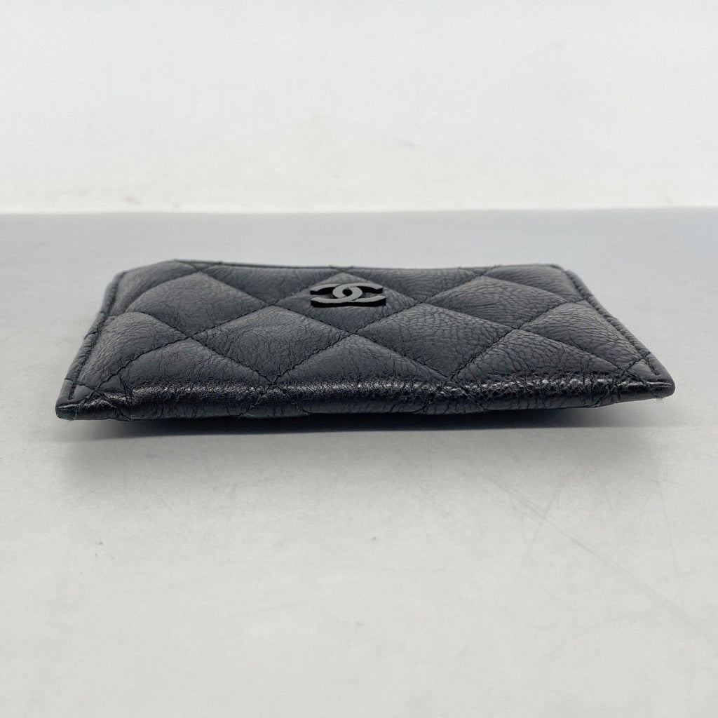 Chanel Card Case Quilted Leather Black Silver — view 2
