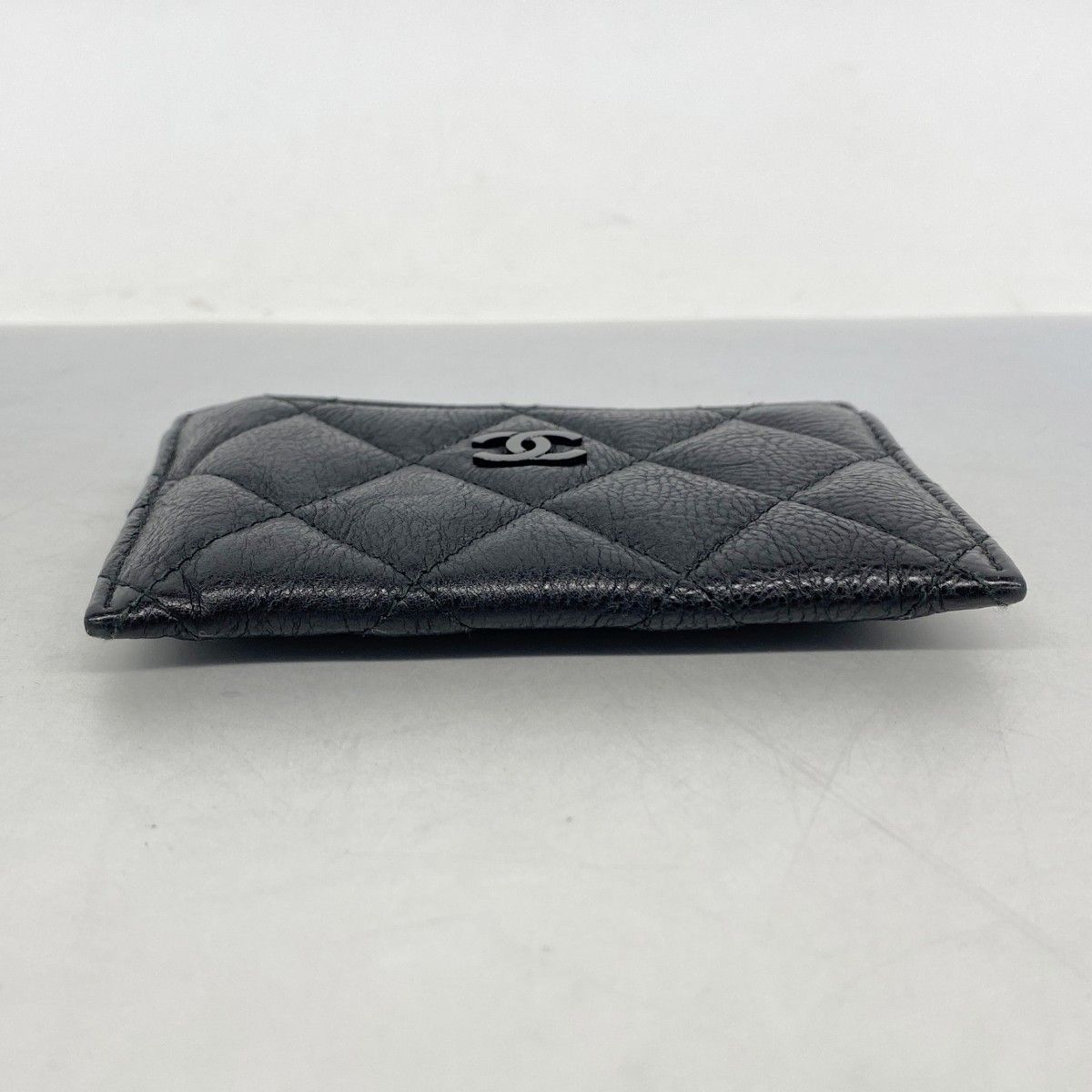 Chanel Card Case Quilted Leather Black Silver — view 2