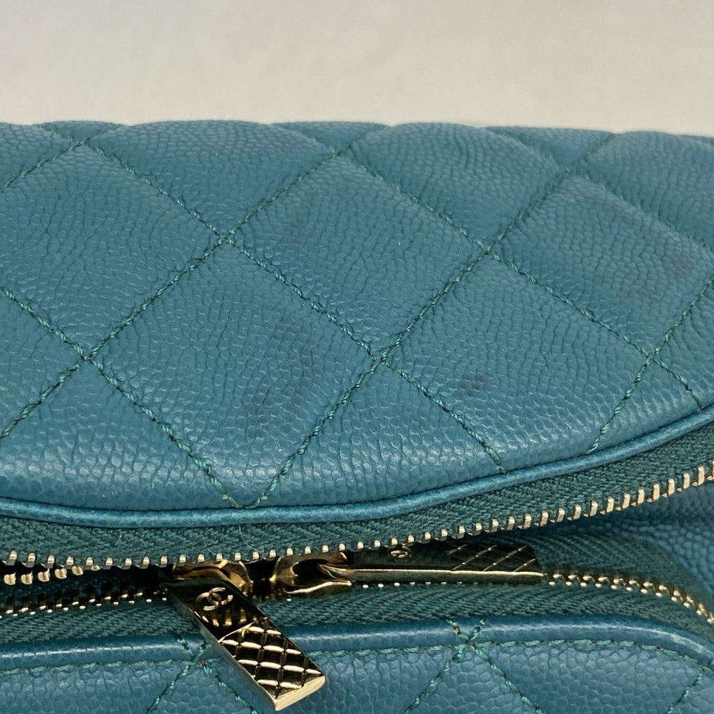 Chanel Waist Bag Quilted Caviar Leather Green Champagne Gold — view 7