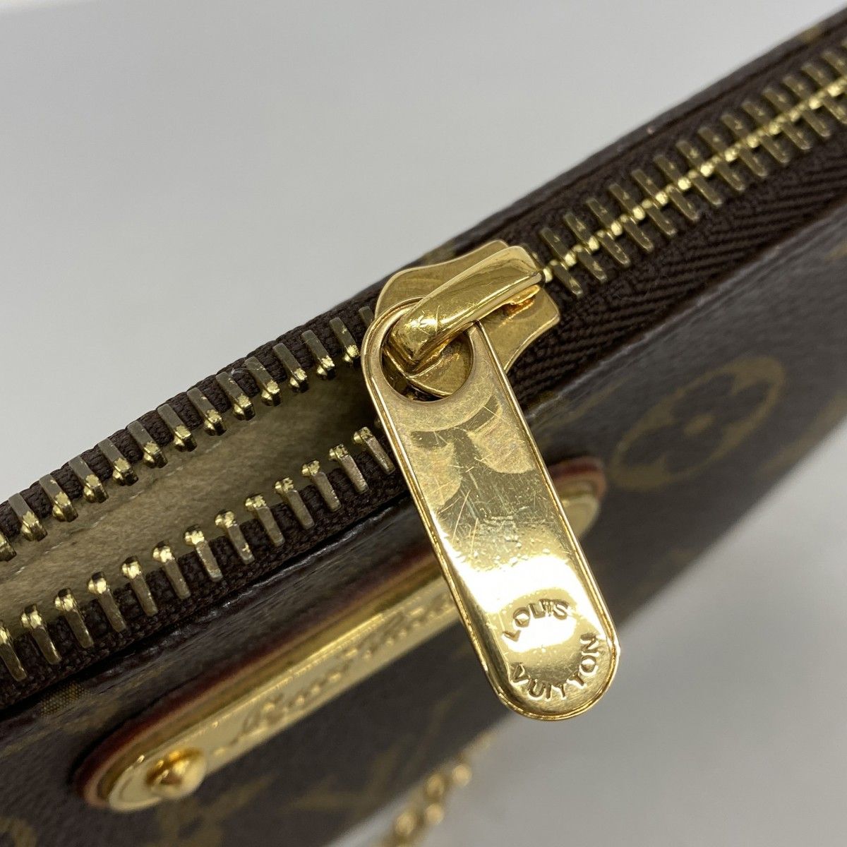 Louis Vuitton Pouch Monogram Pochette Mila MM Brown — view 7
