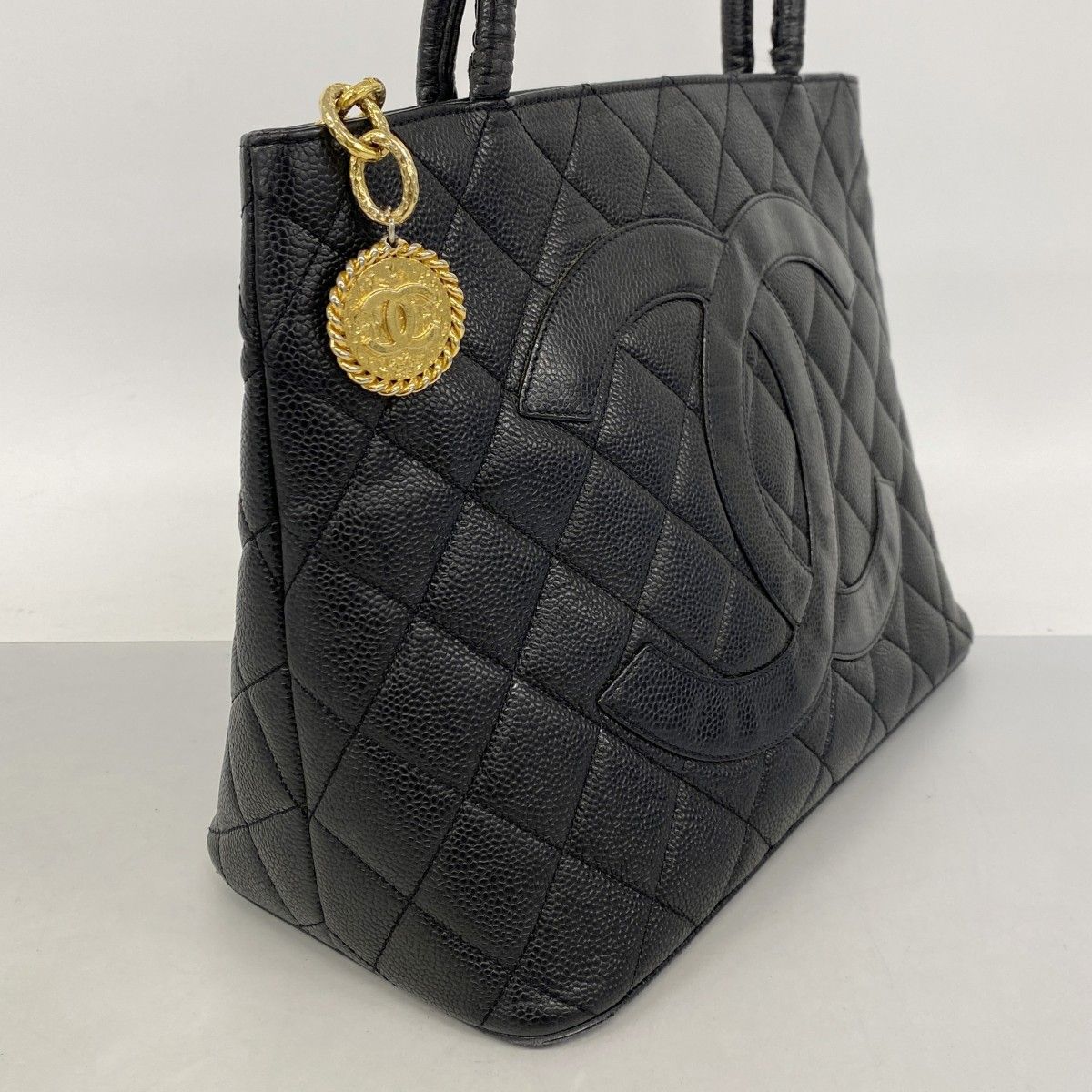 Chanel Tote Reissue Caviar Leather Black Gold — view 2