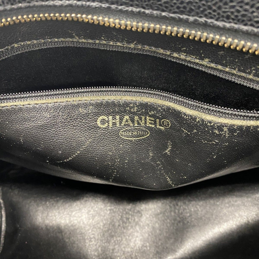 Chanel Tote Reissue Caviar Leather Black Gold — view 5