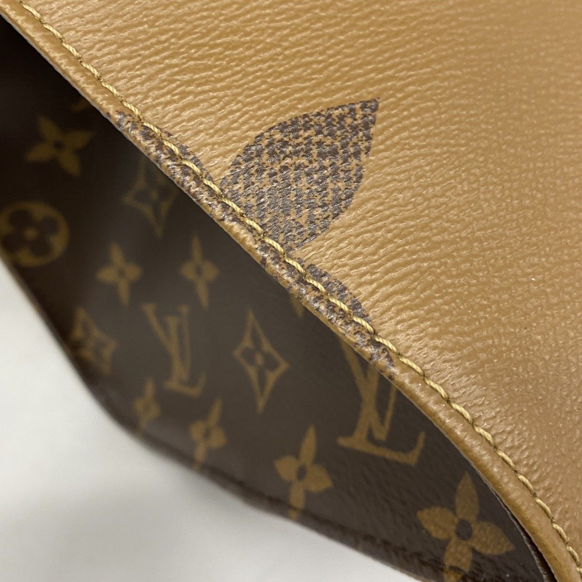 Louis Vuitton Tote Monogram Giant Reverse On The Go GM Brown 2-Way — view 7