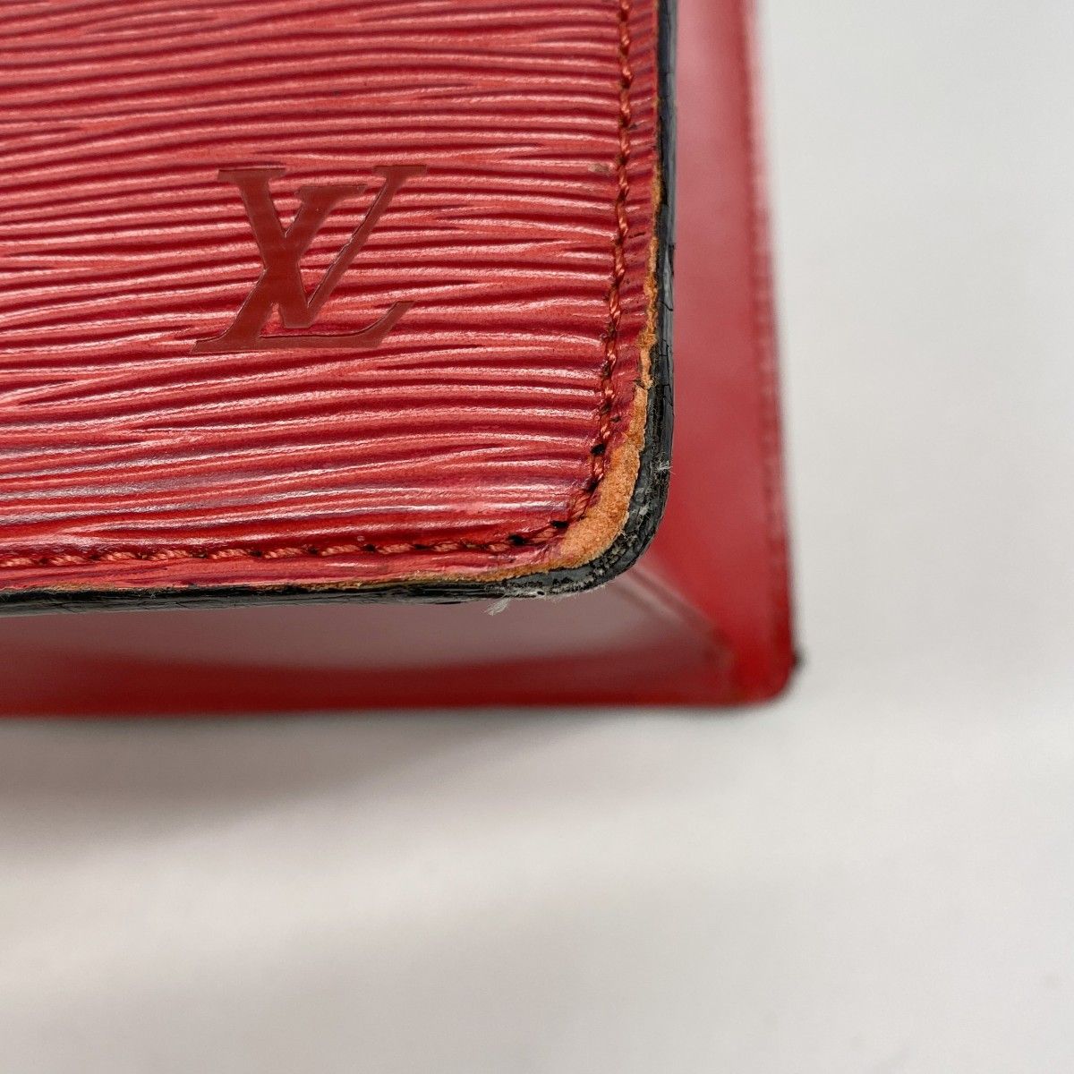 Louis Vuitton Handbag Epi Riviera Castilian — view 8