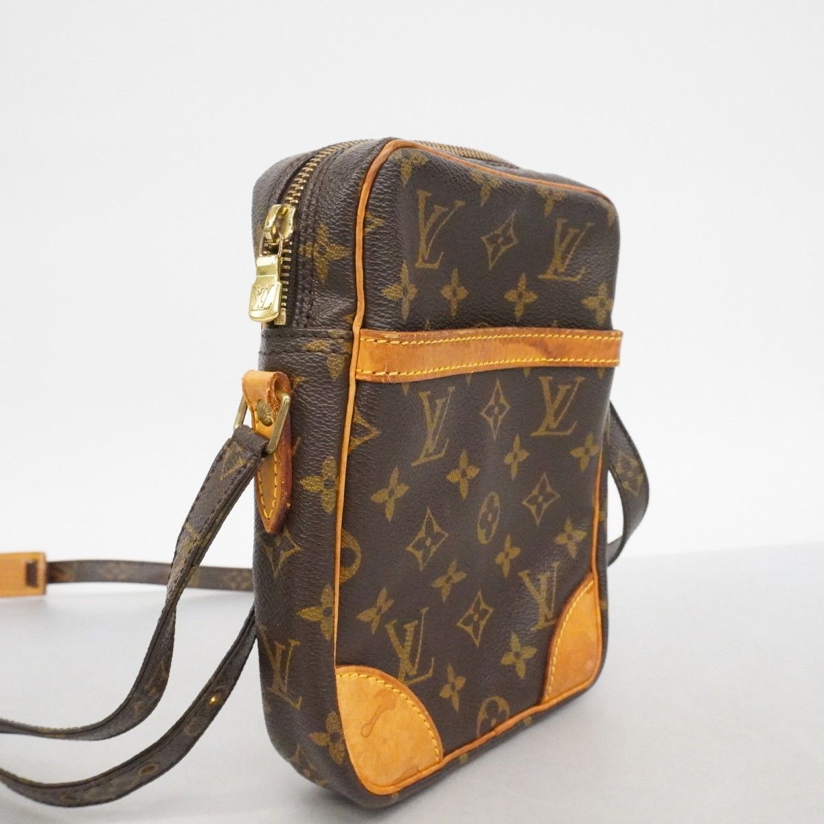 Louis Vuitton Shoulder Bag Monogram Danube Brown — view 2