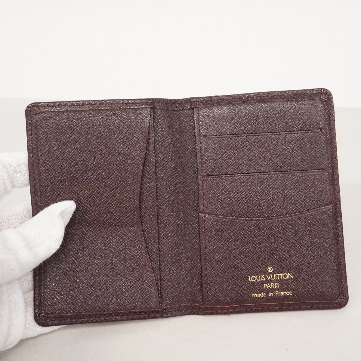 Louis Vuitton Card Case Taiga Organizer de Poche Acajou — view 3