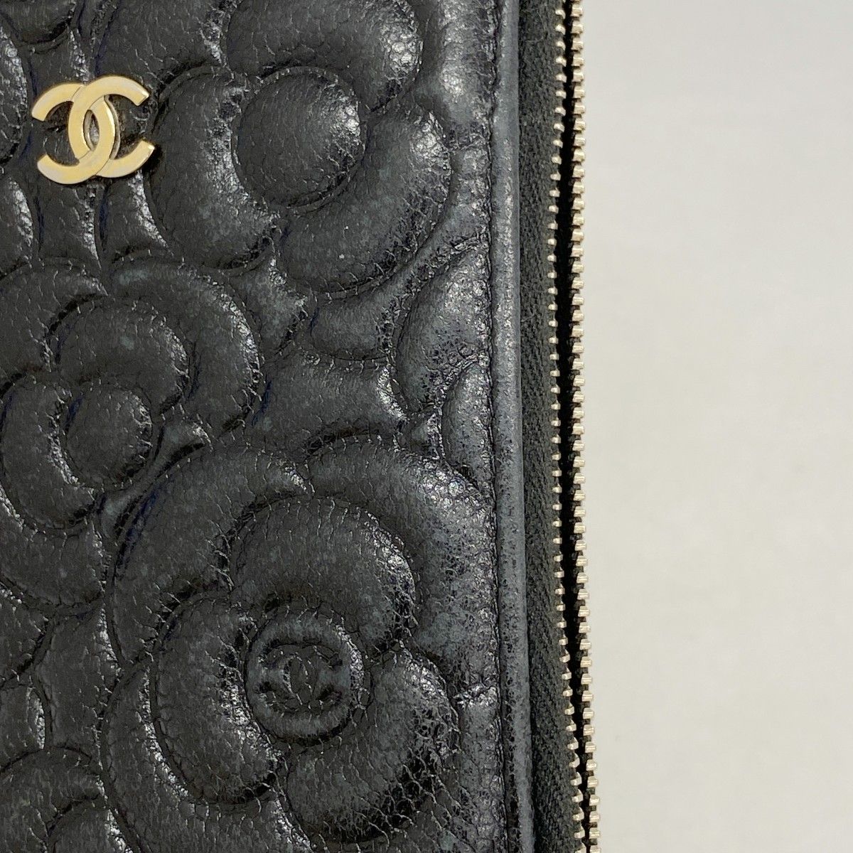 Chanel Wallet Camellia Caviar Leather Black Champagne Gold — view 7