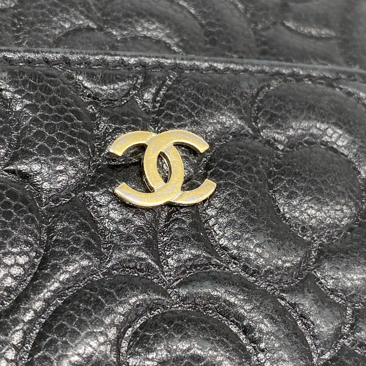 Chanel Wallet Camellia Caviar Leather Black Champagne Gold — view 8