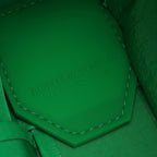 Bottega Veneta Shoulder Bag Cassette Maxi Intrecciato Green Leather — view 4