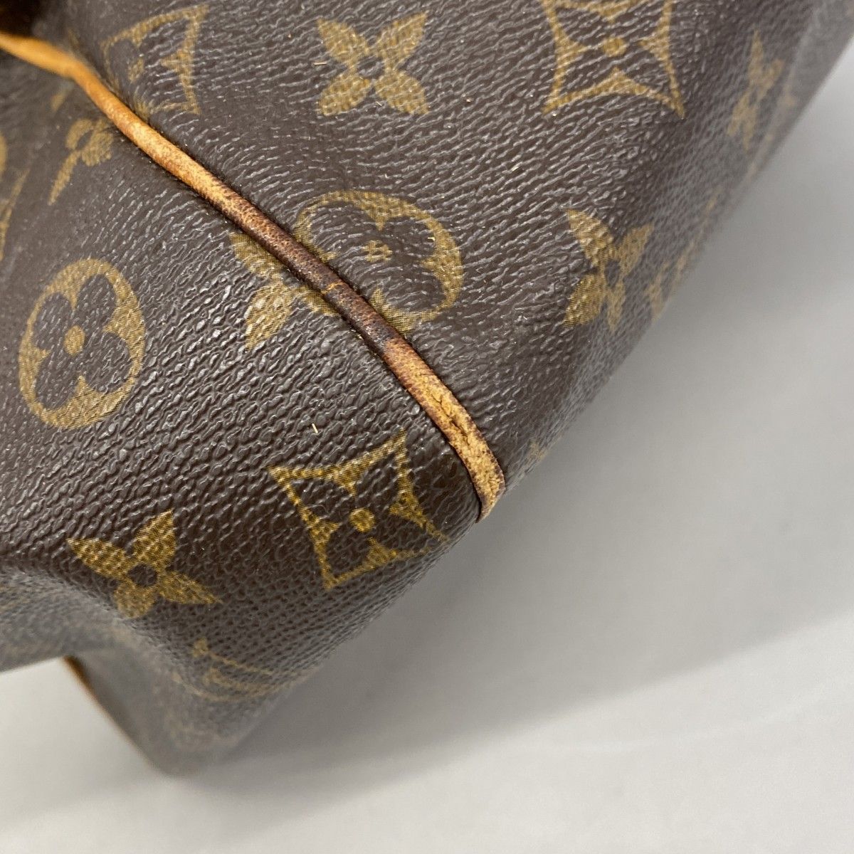 Louis Vuitton Tote Monogram Tivoli GM Brown — view 6