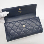 Chanel Wallet Boy Lambskin Navy Silver — view 9