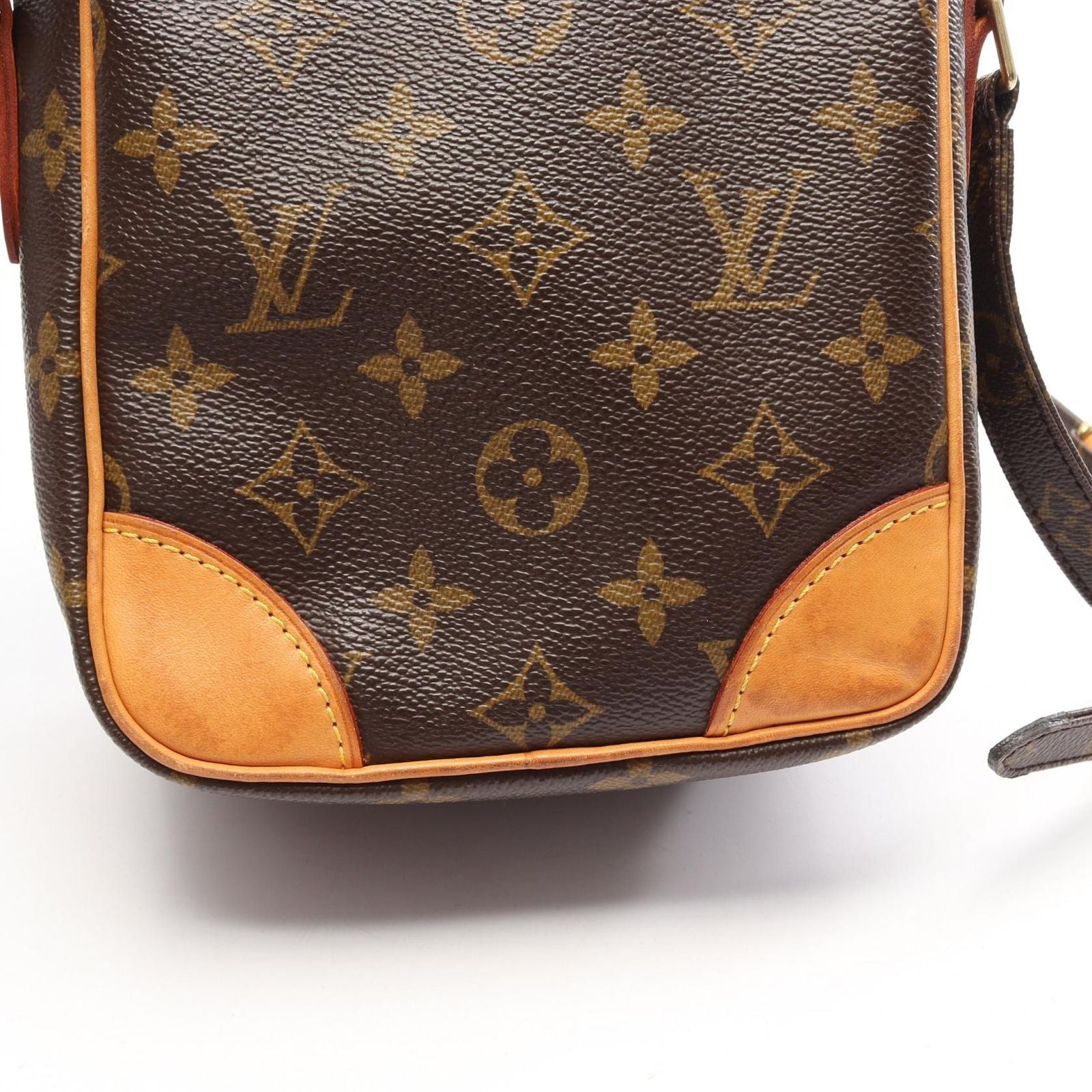 Louis Vuitton Shoulder Bag Amazon Canvas Leather — view 7