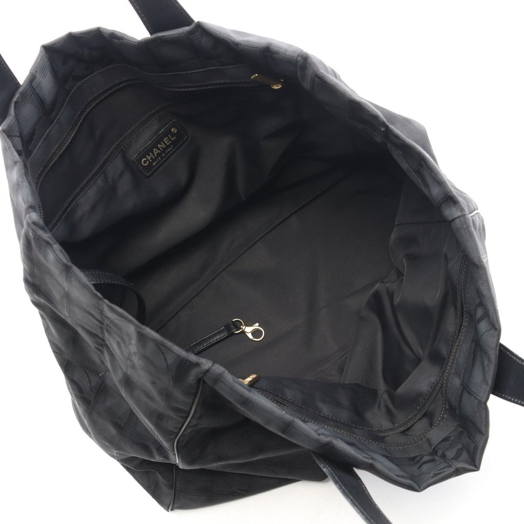 Chanel Tote New Travel Line MM Black Leather — view 3