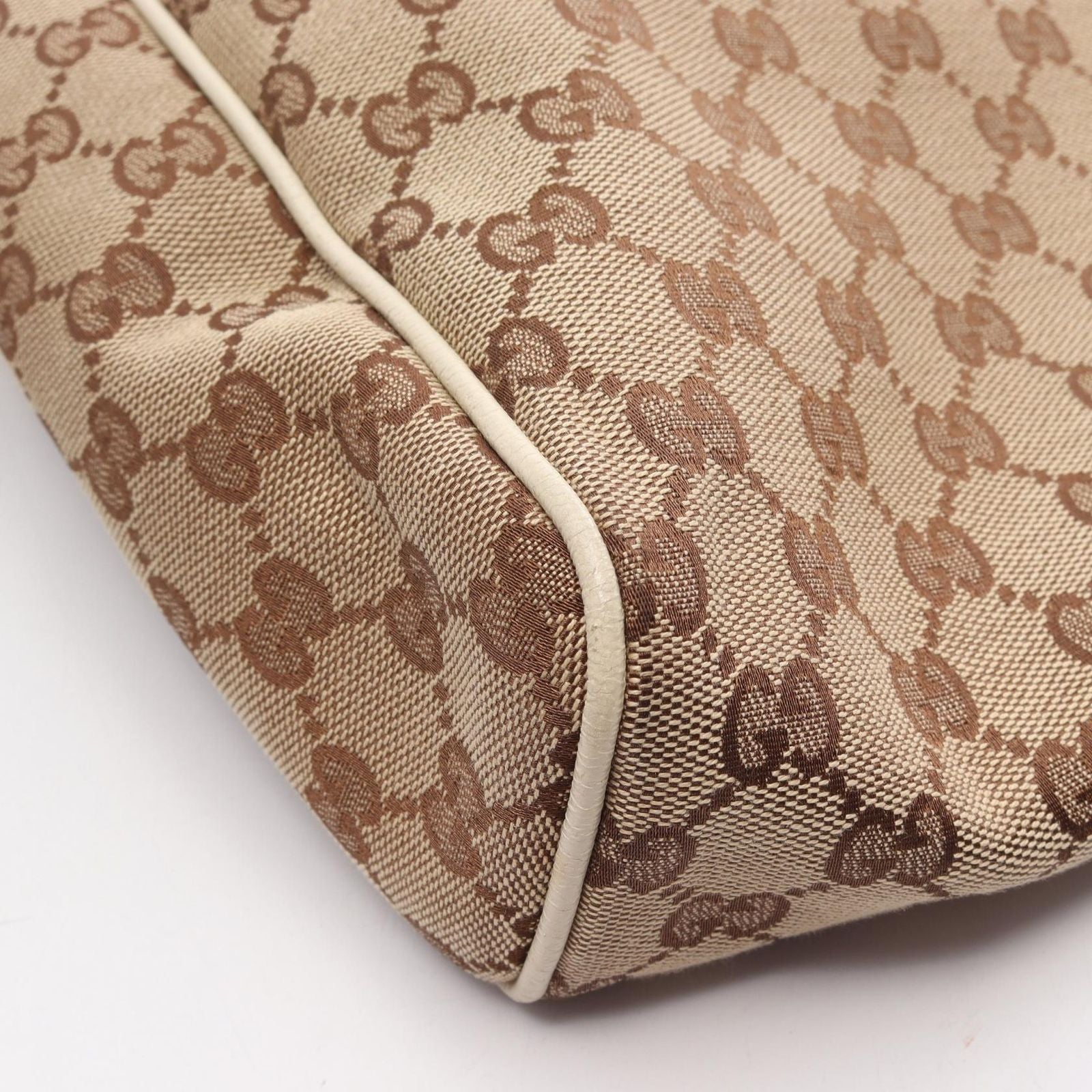 Gucci Shoulder Bag GG Canvas Beige — view 8
