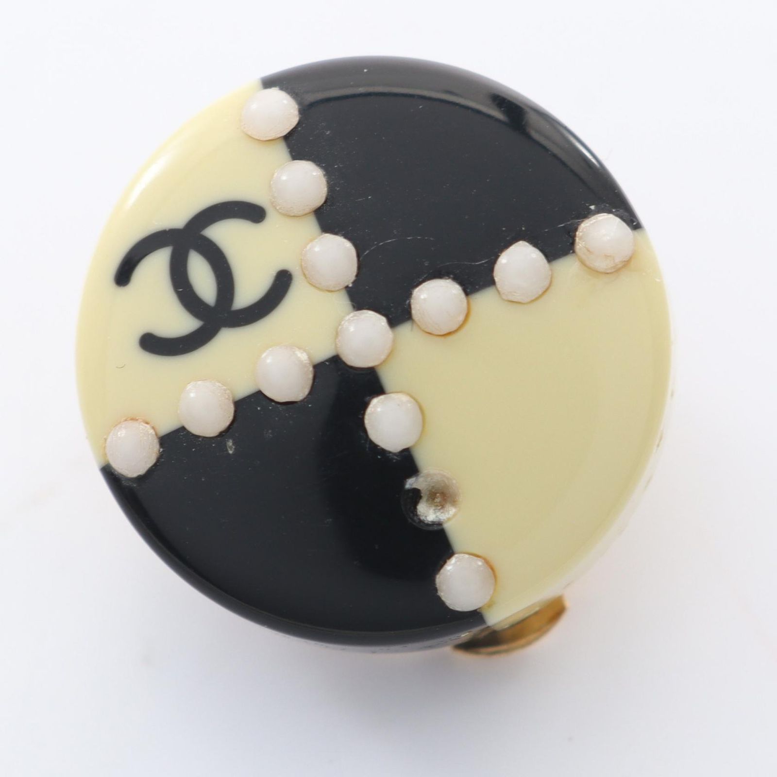 Chanel Earrings CC Logo — view 7