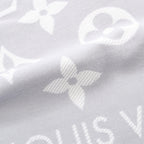 Louis Vuitton Scarf LV Essential Gray Wool — view 4