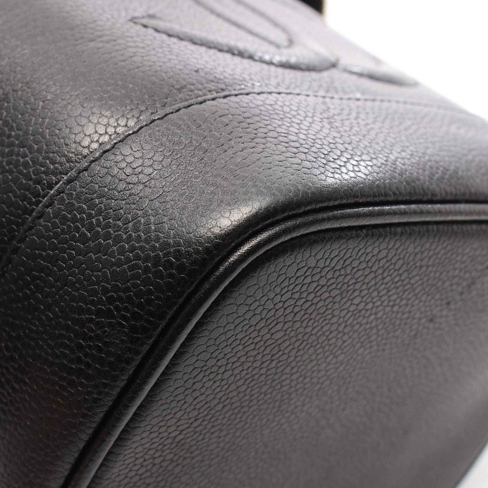 Chanel Handbag CC Logo Black Caviar Leather — view 9