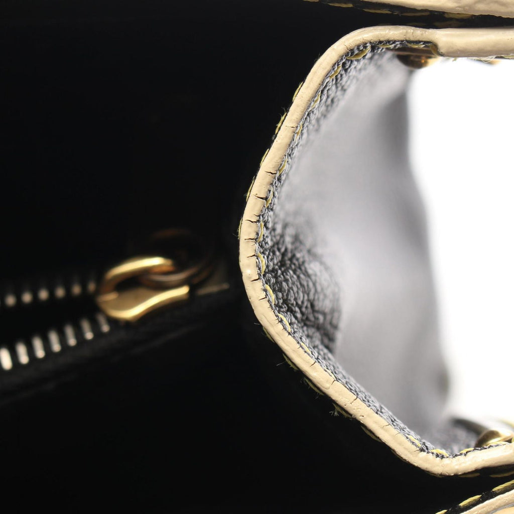 Louis Vuitton Handbag Fabulo Leather — view 7