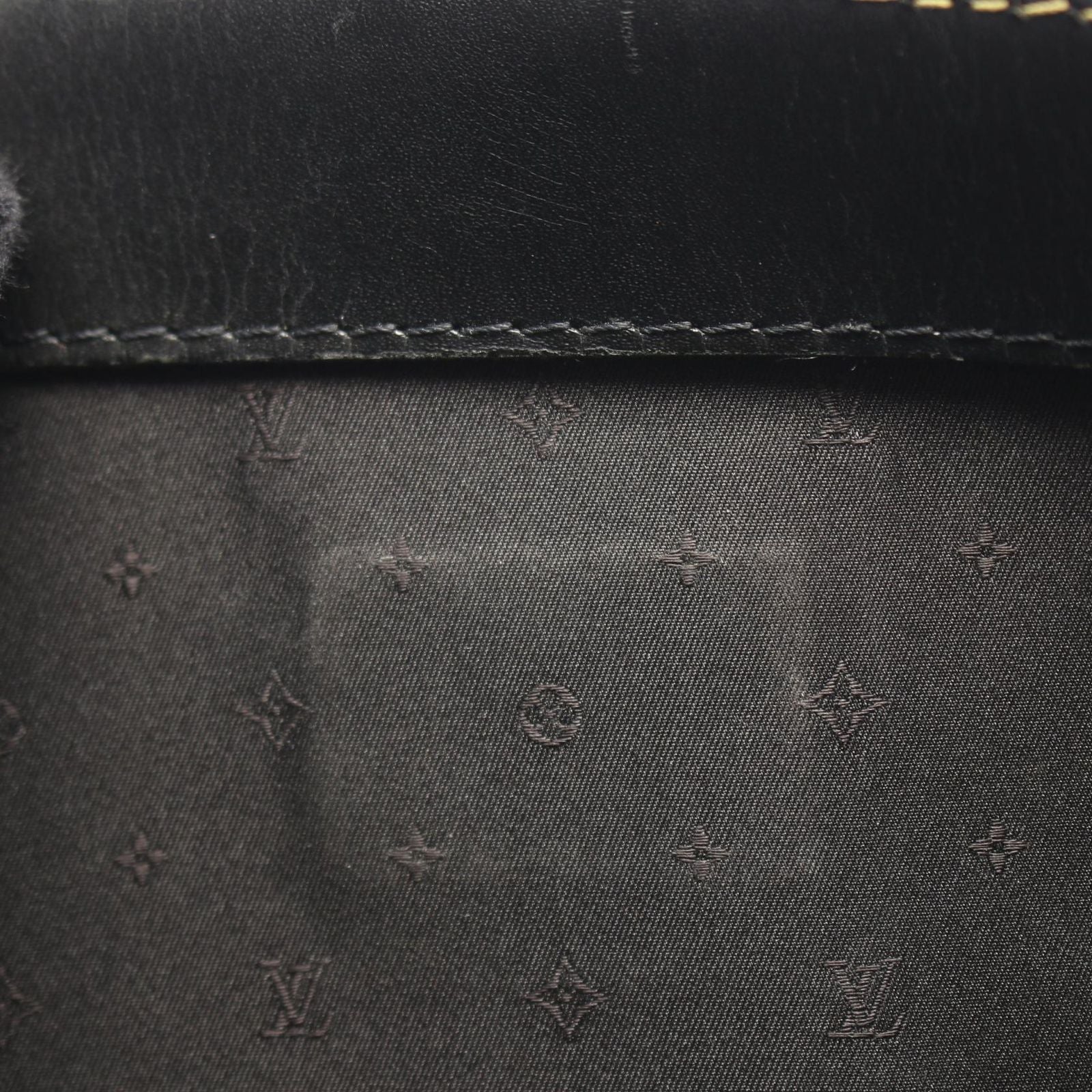 Louis Vuitton Handbag Fabulo Leather — view 6
