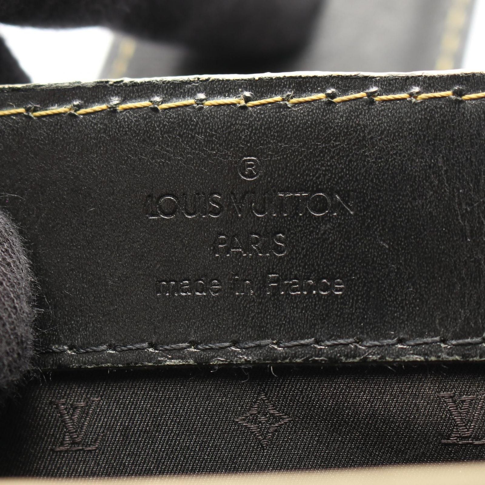 Louis Vuitton Handbag Fabulo Leather — view 4