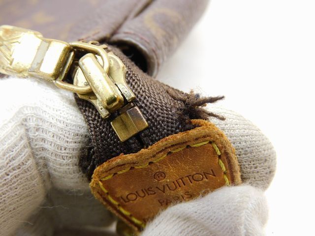 Louis Vuitton Pouch Pochette Monogram — view 5