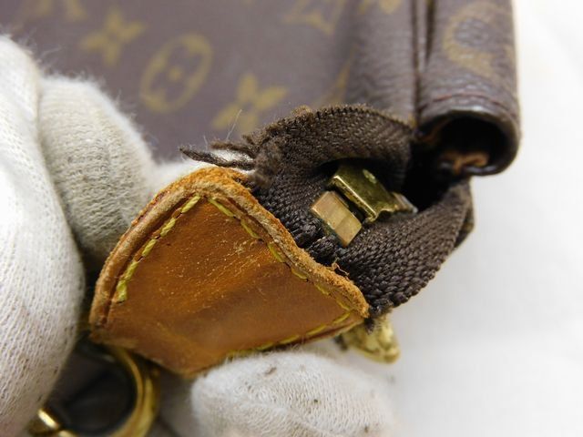 Louis Vuitton Pouch Pochette Monogram — view 6