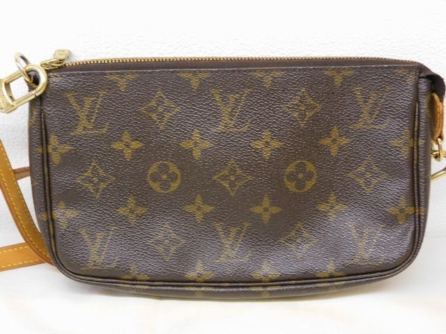 Louis Vuitton Pouch Pochette Monogram — view 2