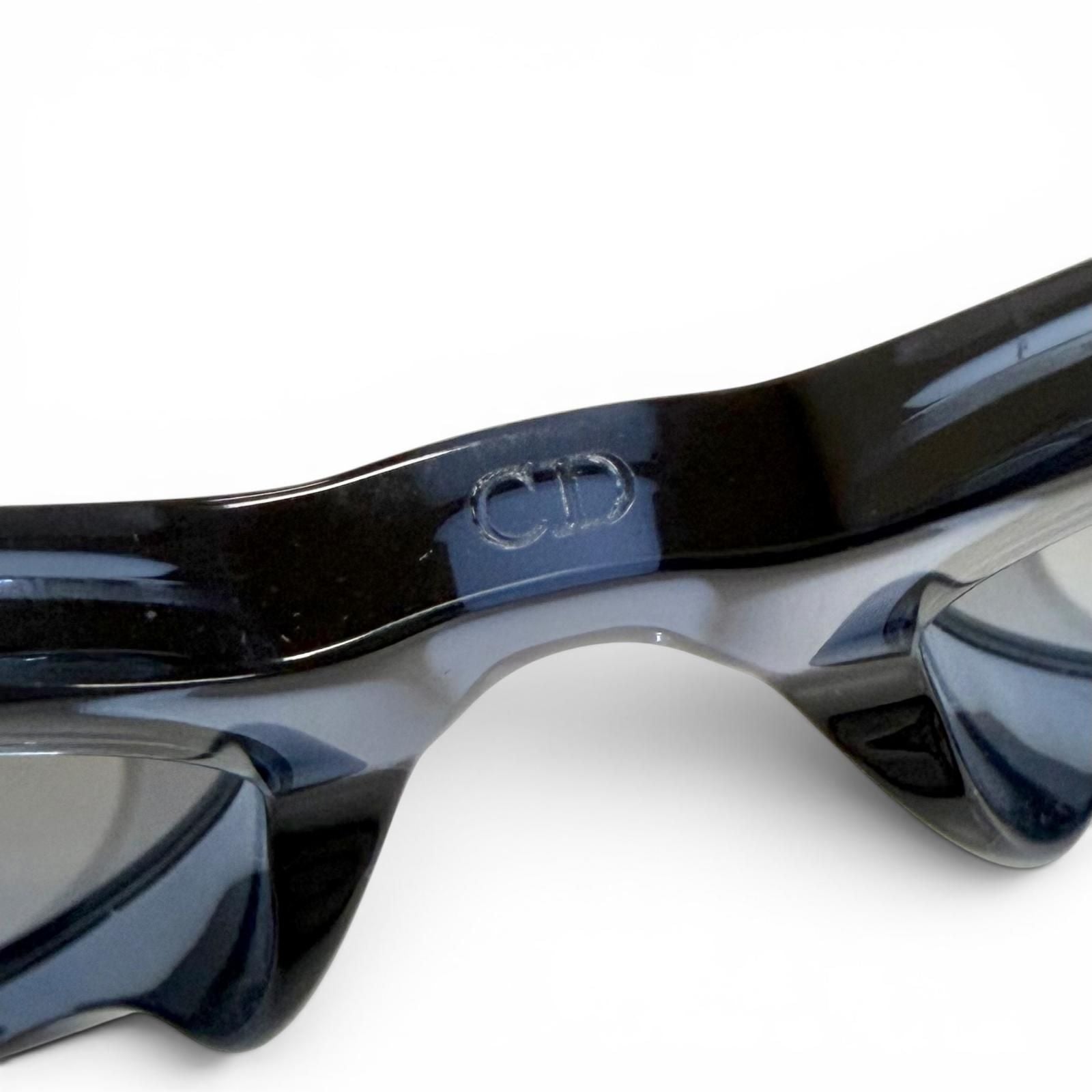 Dior Signature Logo Butterfly Sunglasses Clear Blue Eyewear — view 9