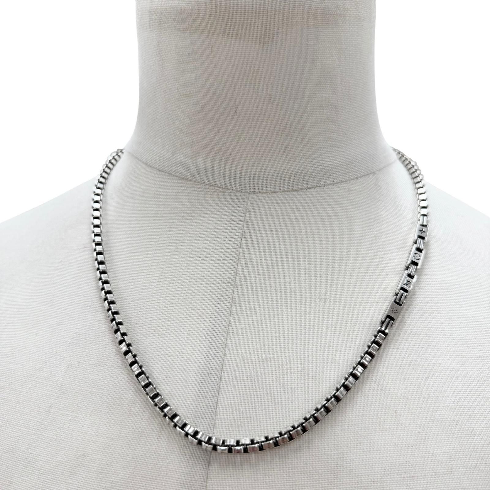 Louis Vuitton Necklace LV Terra Chain Silver — view 3
