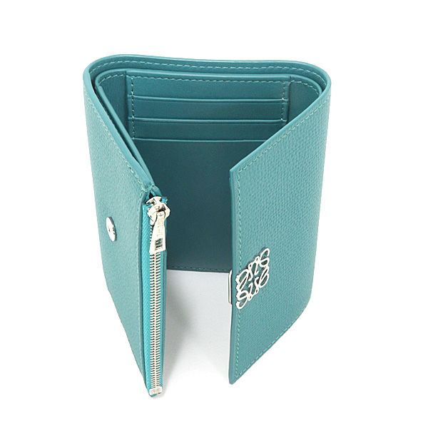 Loewe Lowe Anagram Vertical Wallet Small Pebble Grain Calf Green Trifold — view 3