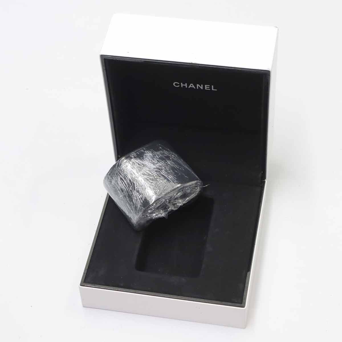 Chanel Watch White Ceramic Mirror Quartz — view 2