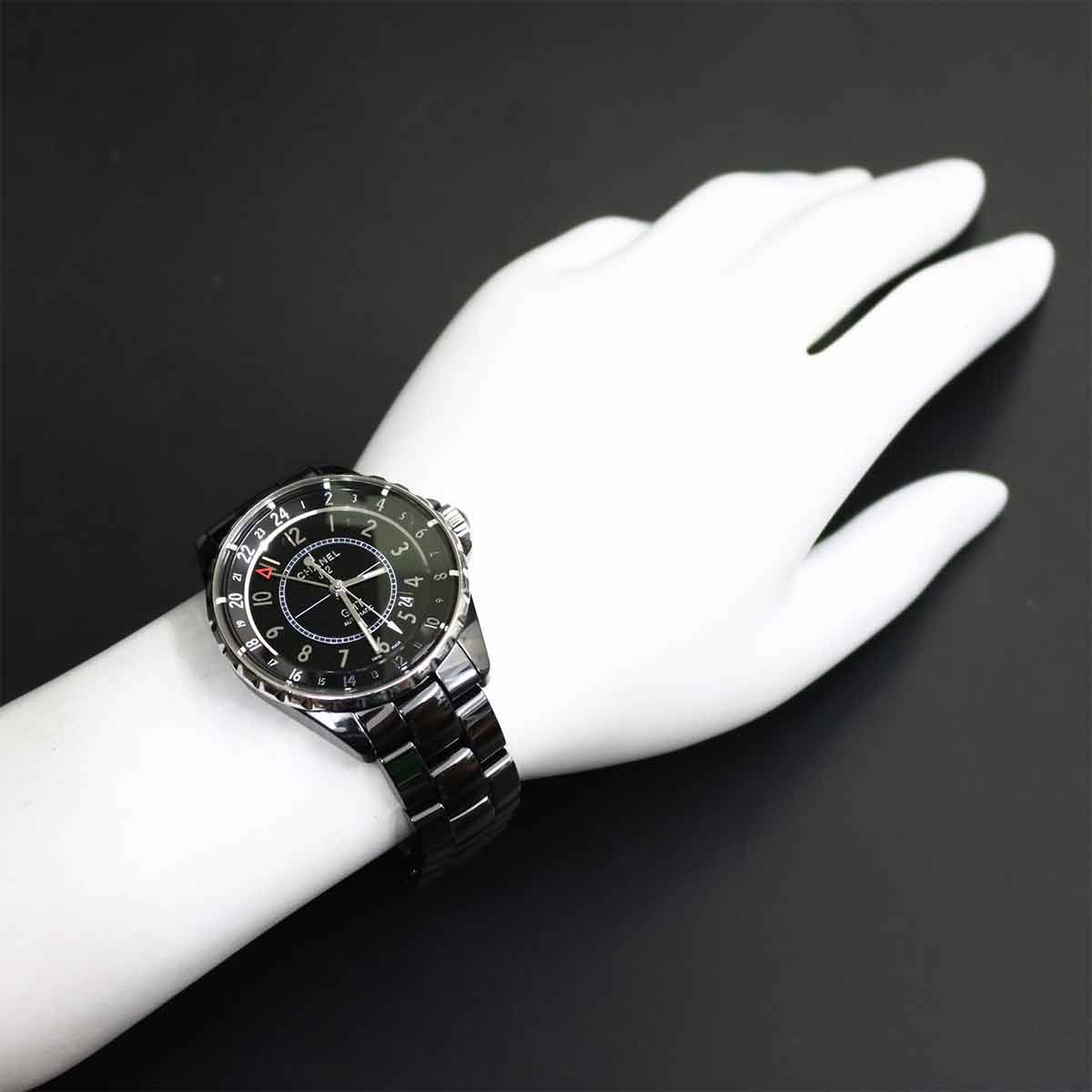 Chanel GMT 38 Watch Date Black Ceramic Automatic Winding — view 4